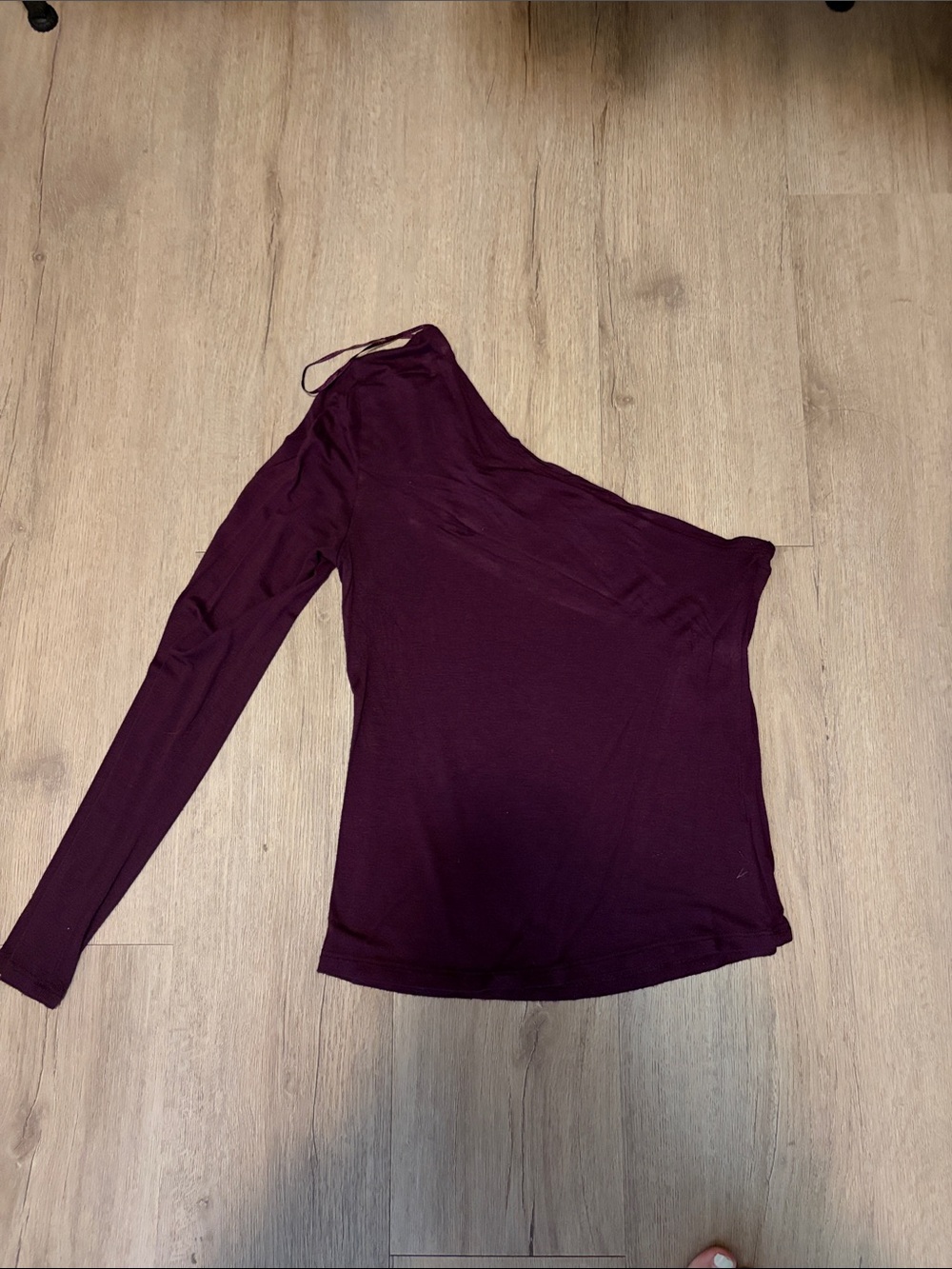 Streetwear Society One-Shoulder Long Sleeve Top - Plum